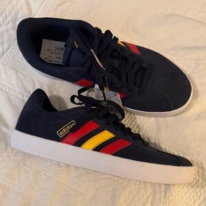 Adidas VL court sneakers sz 9